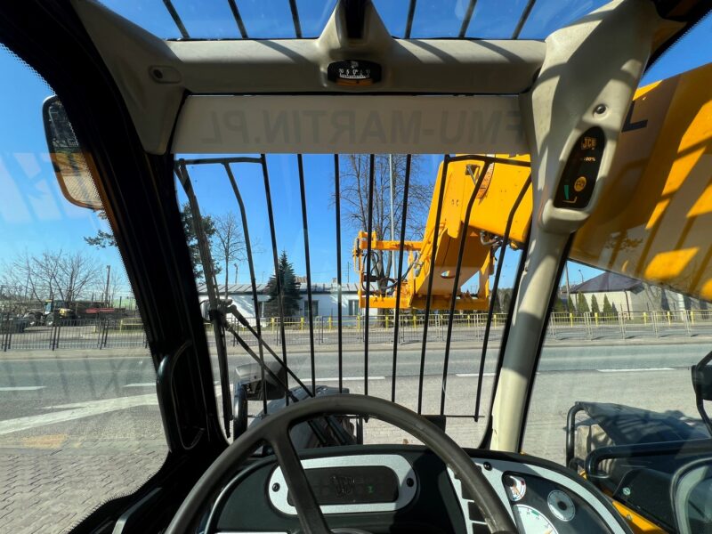 JCB 531-70 (15)
