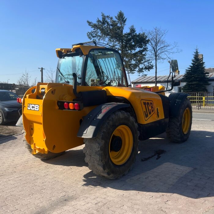 JCB 531-70 (5)