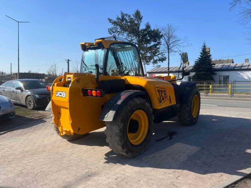 JCB 531-70 (5)