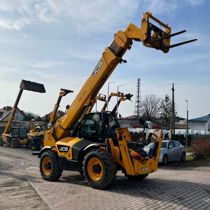 JCB 540-170 (15)
