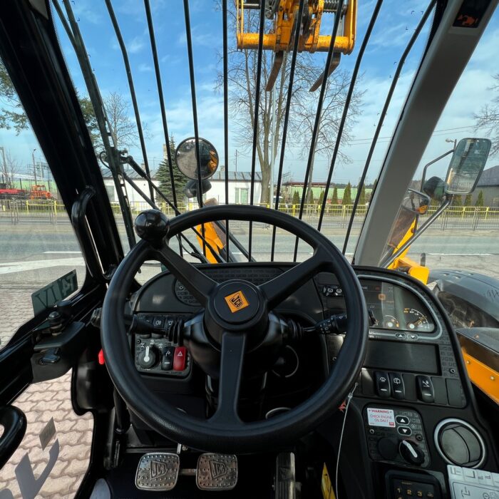 JCB 540-170 (24)