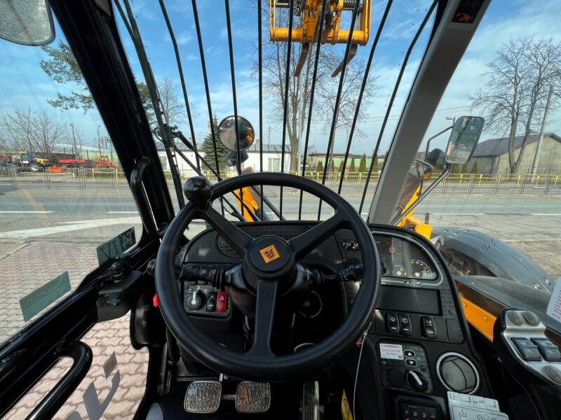 JCB 540-170 (24)
