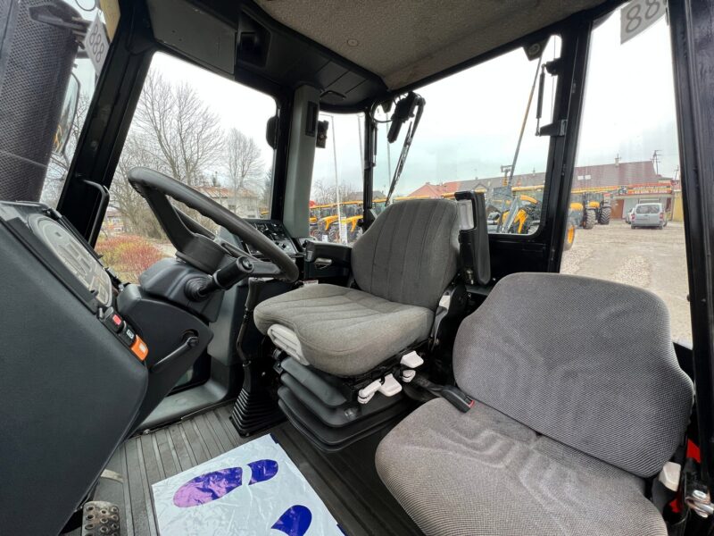 JCB FASTRAC 2170 (12)