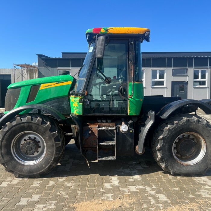 JCB FASTRAC 3200 (3)