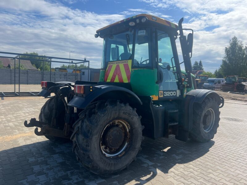 JCB FASTRAC 3200 (6)