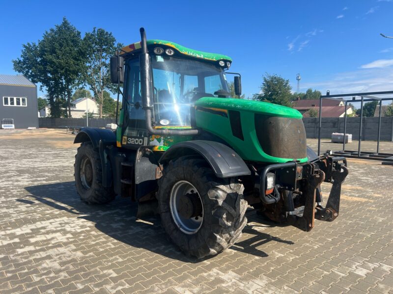 JCB FASTRAC 3200 (8)