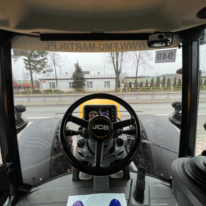 JCB FASTRAC 4220 (16)