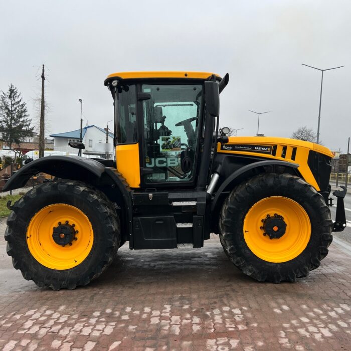 JCB FASTRAC 4220 (6)