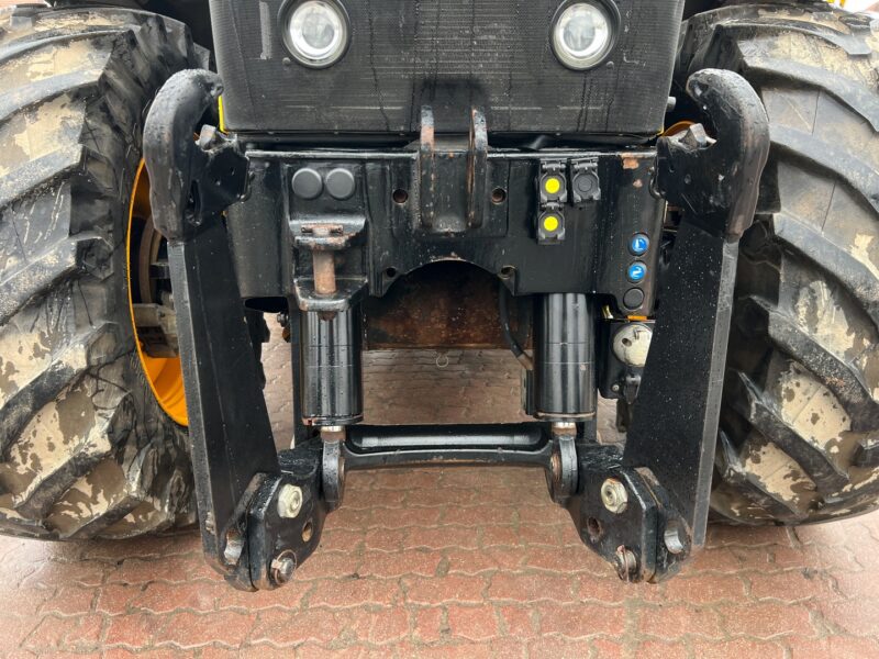 JCB FASTRAC 4220 (9)