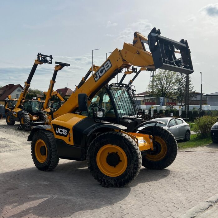JCB 531-70 (12)