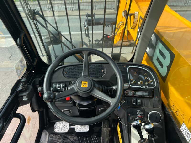 JCB 531-70 (17)