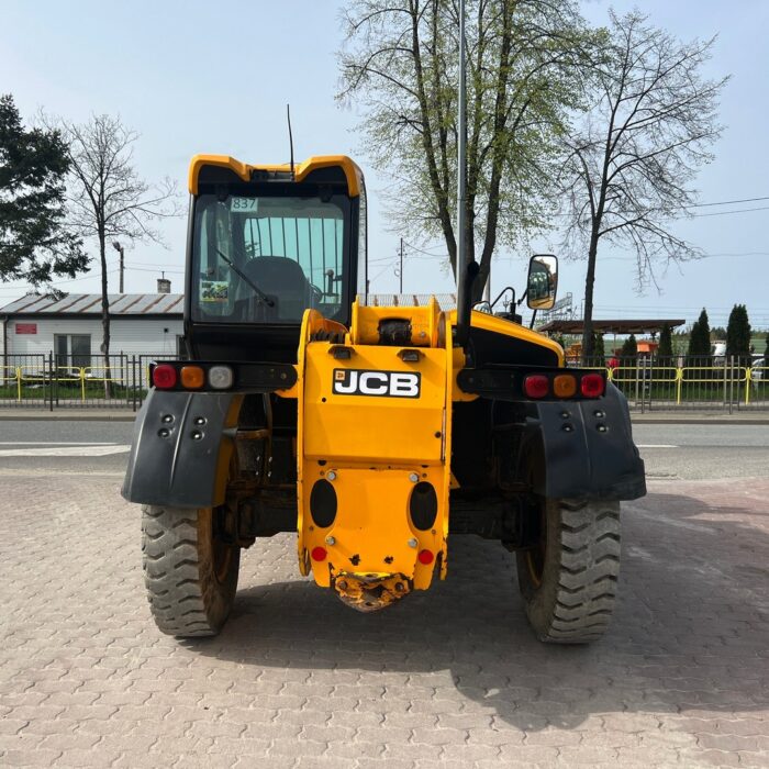 JCB 531-70 (4)