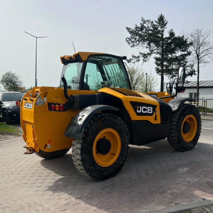 JCB 531-70 (5)