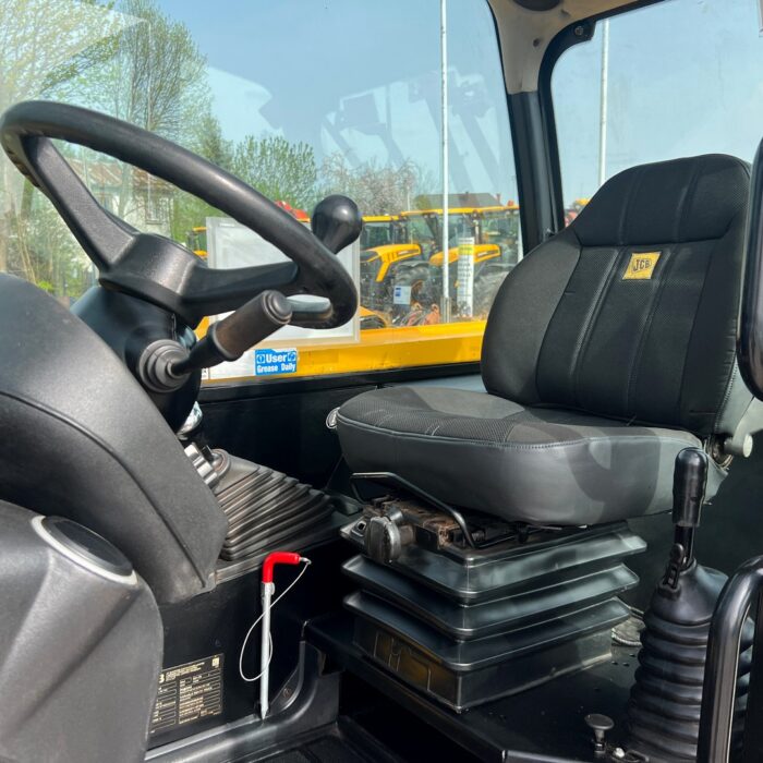 JCB 531-70 (9)