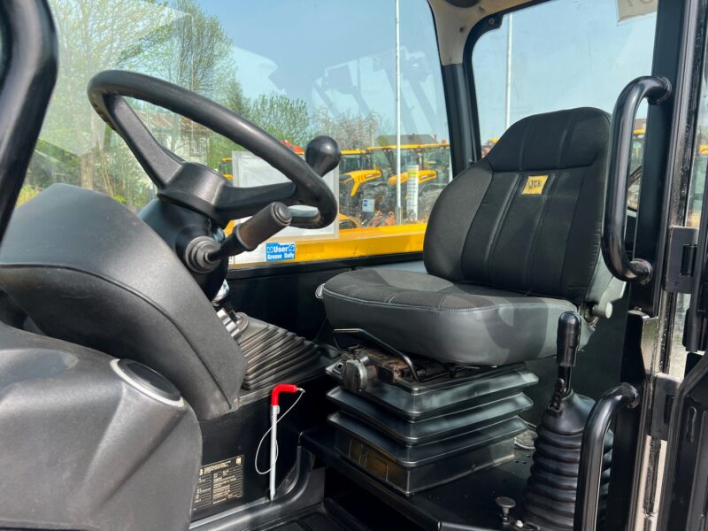 JCB 531-70 (9)