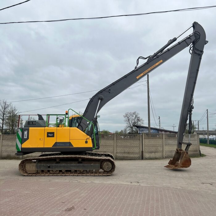 Volvo EC220EL (2)