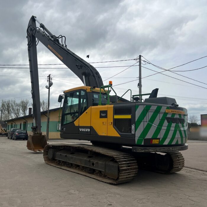 Volvo EC220EL (5)