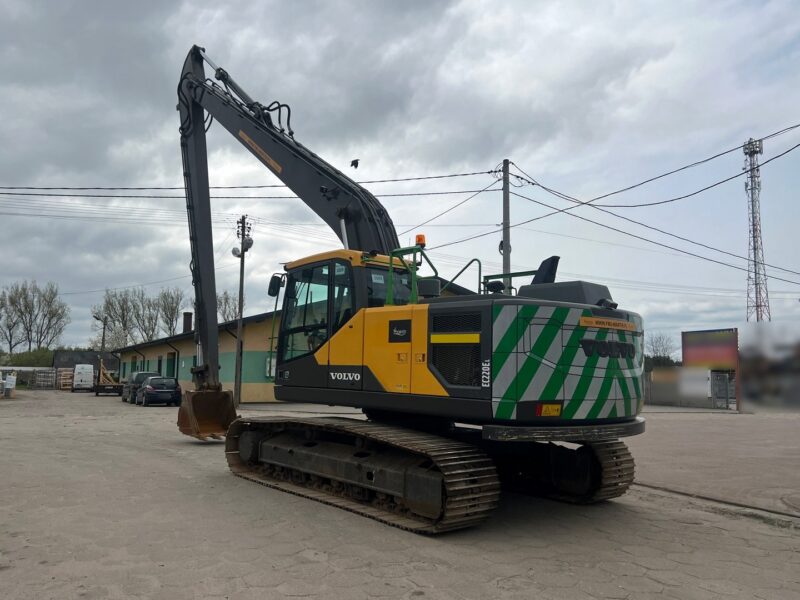 Volvo EC220EL (5)