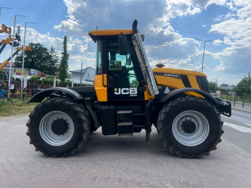 JCB FASTRAC 3230 (13)