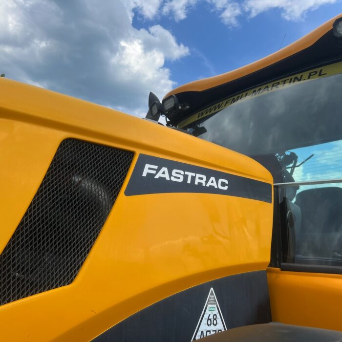 JCB FASTRAC 3230 (16)