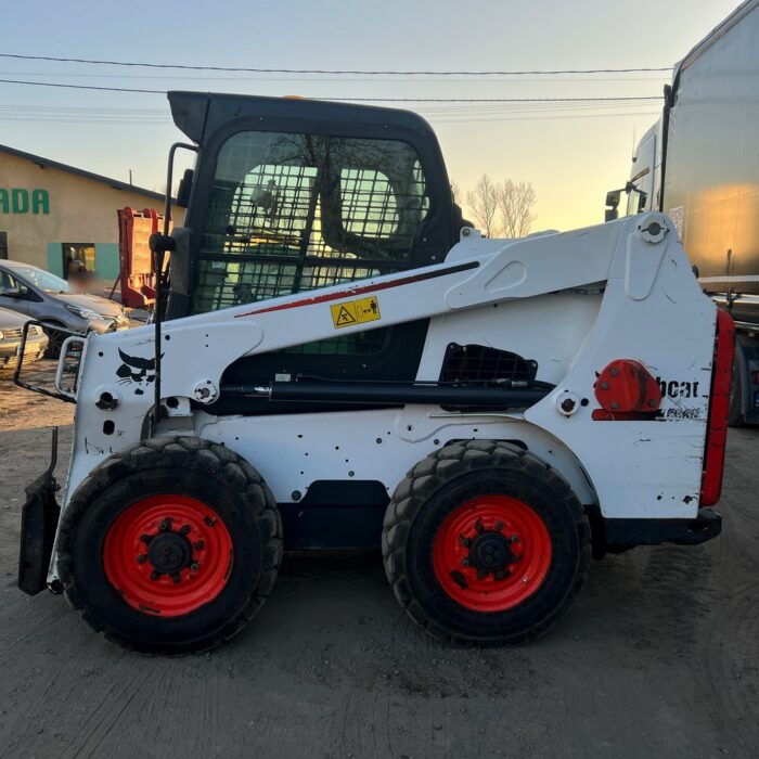 BOBCAT S630 (4)
