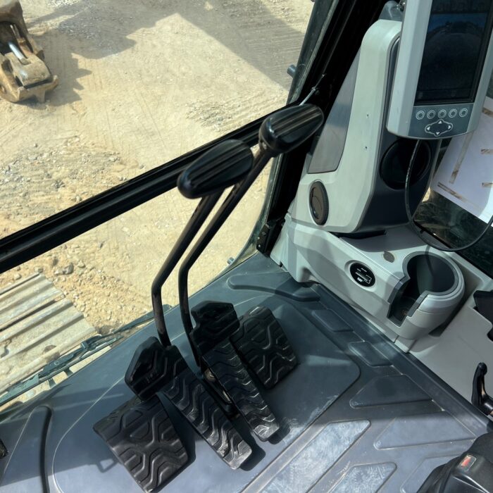 CAT 320E (26)