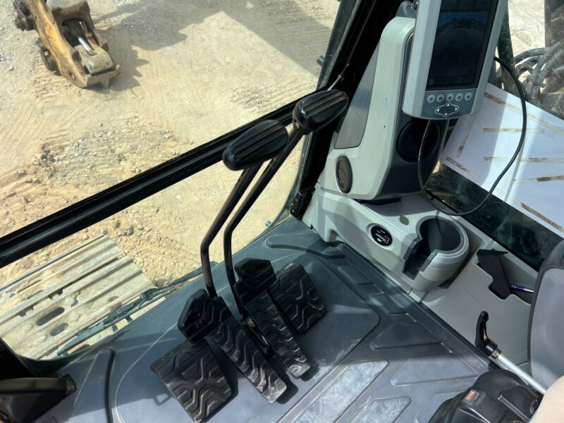 CAT 320E (26)
