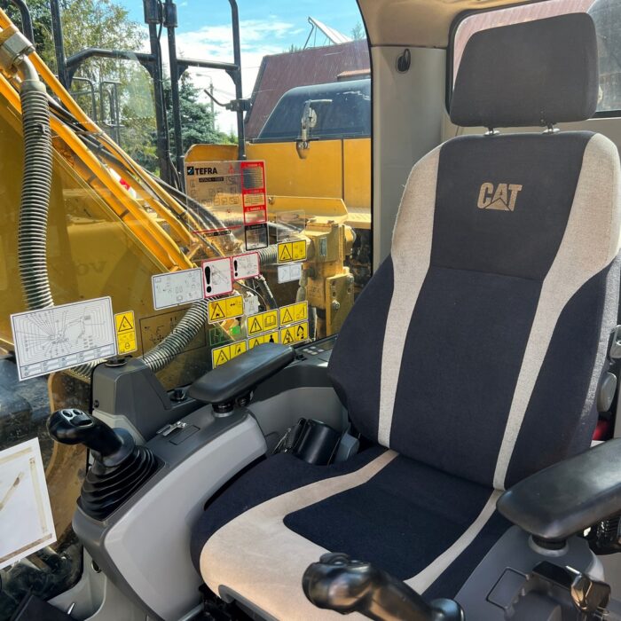 CAT 320E (30)