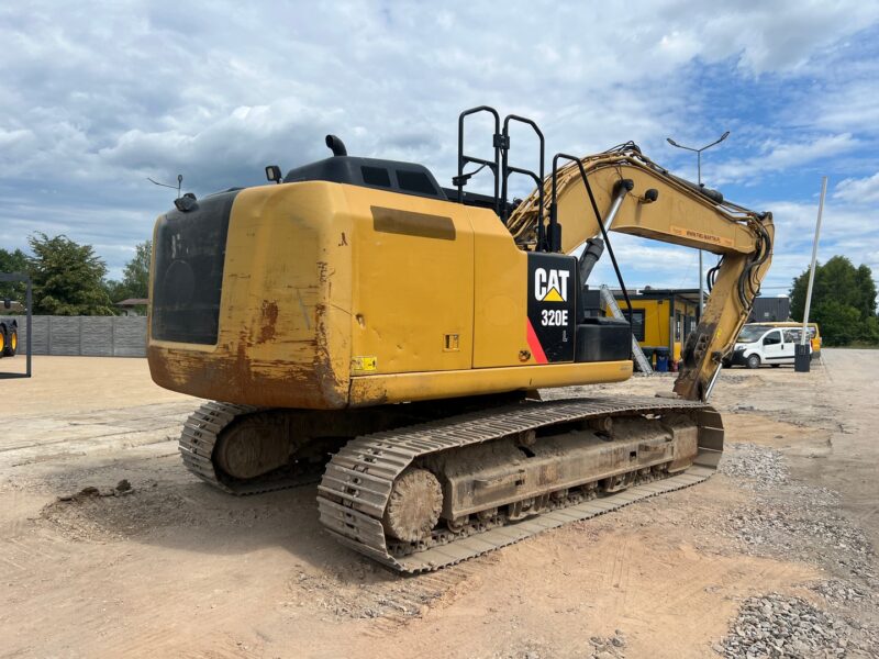 CAT 320E (8)