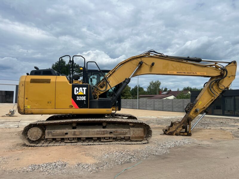 CAT 320E (9)