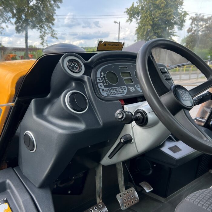 JCB FASTRAC 3170 PLUS (17)