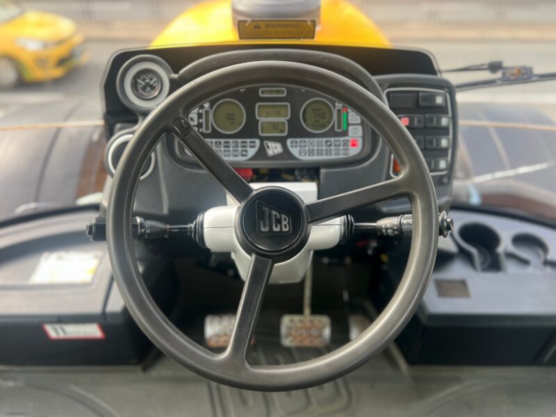 JCB FASTRAC 3170 PLUS (20)