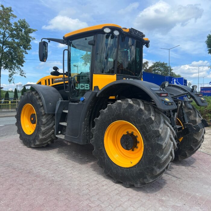 JCB FASTRAC 4220 (3)