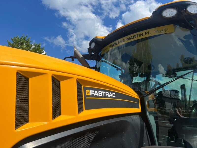 JCB FASTRAC 4220 (5)