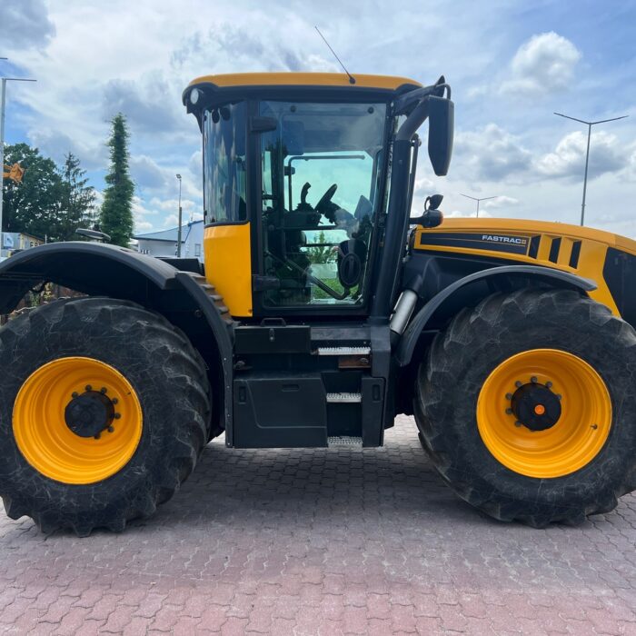 JCB FASTRAC 4220 (6)