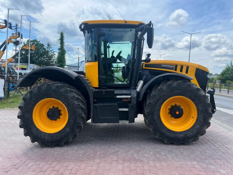 JCB FASTRAC 4220 (6)