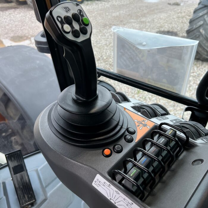 JCB Fastrac 4220(10)