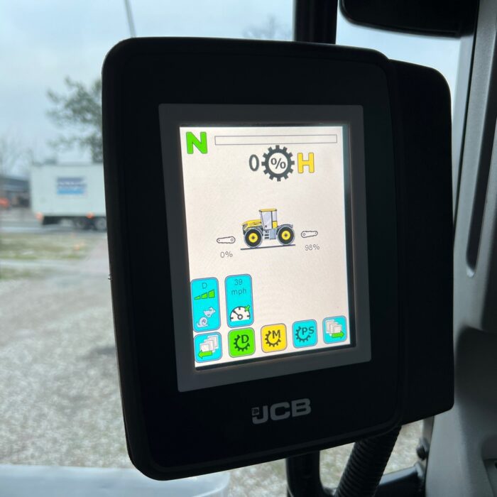 JCB Fastrac 4220(11)