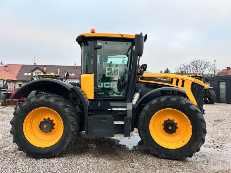 JCB Fastrac 4220(6)