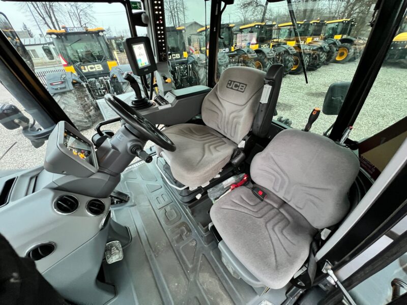 JCB Fastrac 4220(9)
