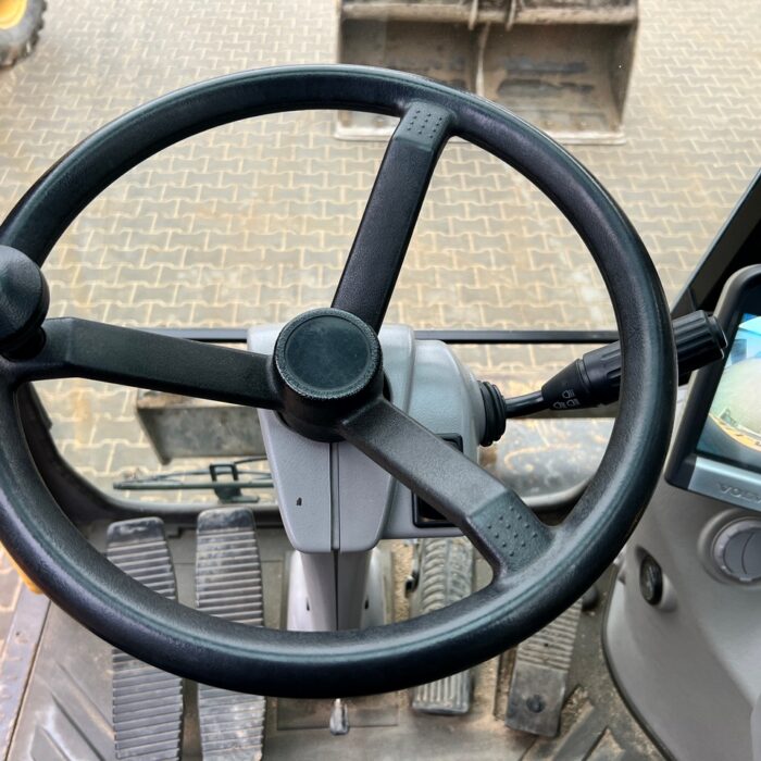 Volvo EW140D(13)