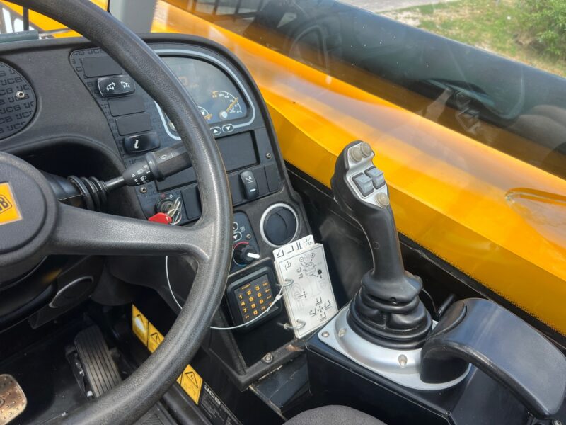 JCB 540-170 (12)