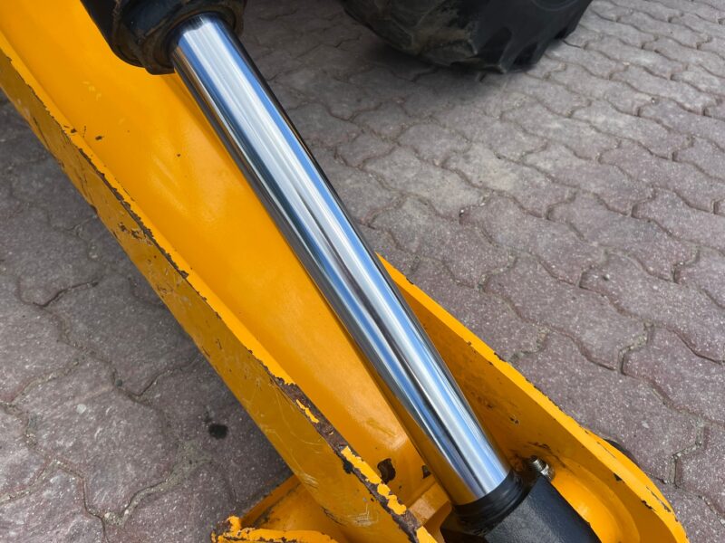 JCB 540-170 (21)