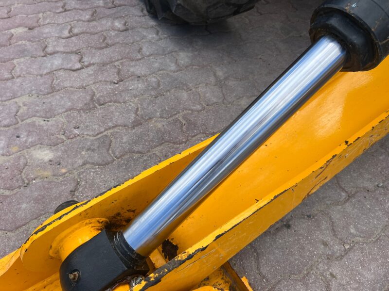 JCB 540-170 (22)