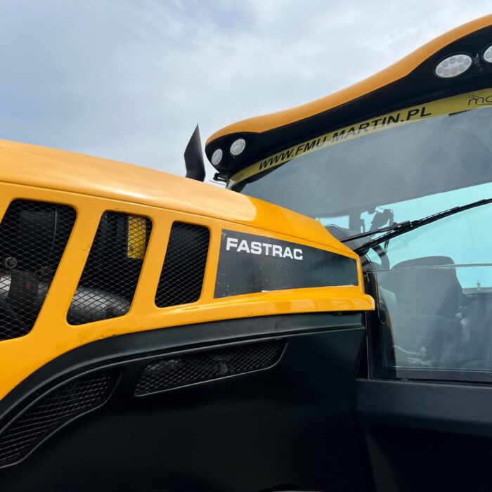 JCB FASTRAC 3200 (15)