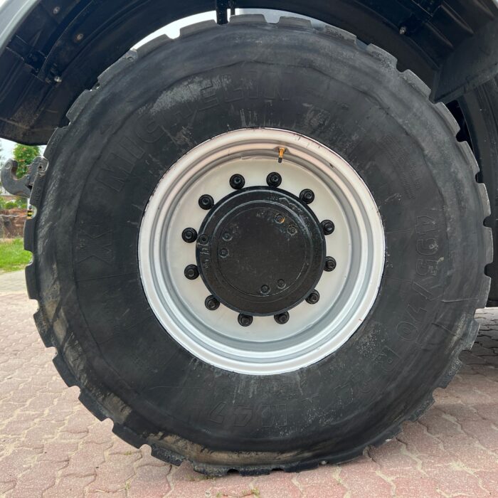 JCB FASTRAC 3200 (19)