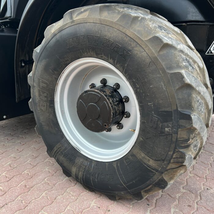 JCB FASTRAC 3200 (20)