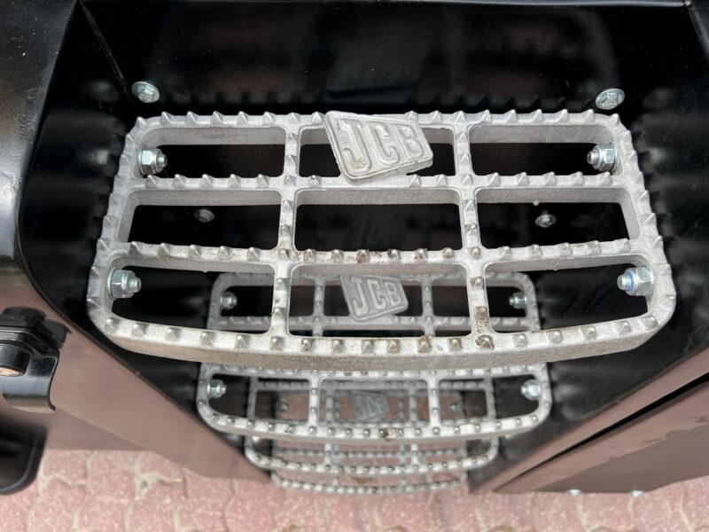 JCB FASTRAC 3200 (21)