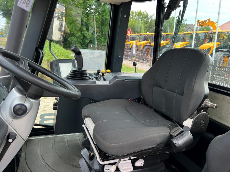 JCB FASTRAC 3200 (23)