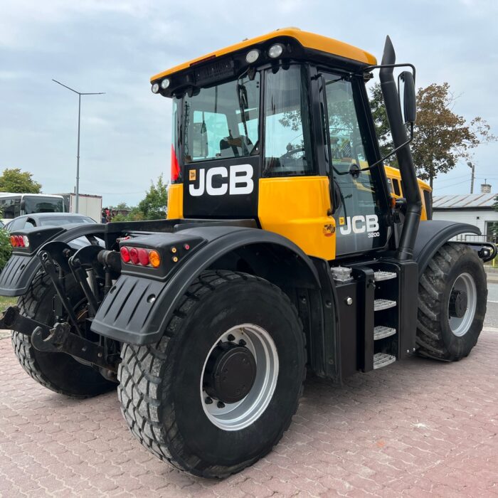 JCB FASTRAC 3200 (4)